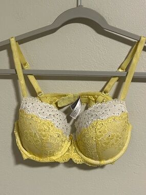Victoria’s Secret Dream Angels Lined Demi Yellow/White-36C